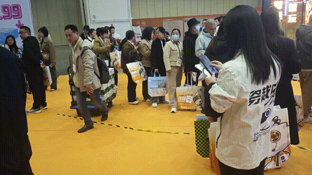 鄭州展展會現(xiàn)場 00_00_00-00_00_30 鄭州展展會現(xiàn)場 00_00_00-00_00_30